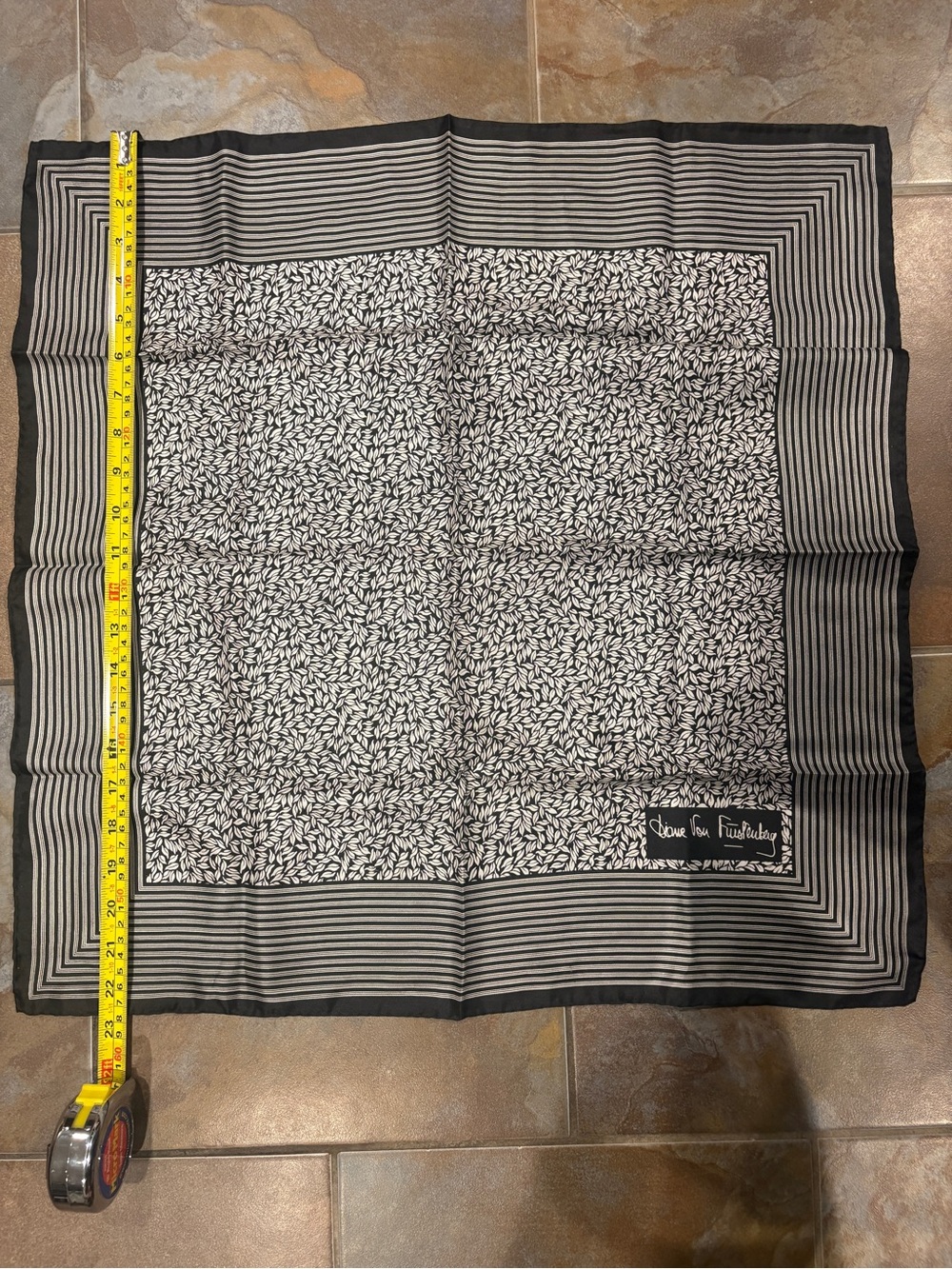 Vintage Diane von Furstenberg DVF 100% Silk Scarf Japan Black White 22” Square